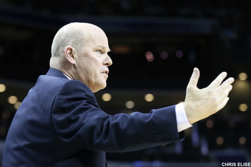 Les Hornets prolongent leur coach jusqu'en 2019