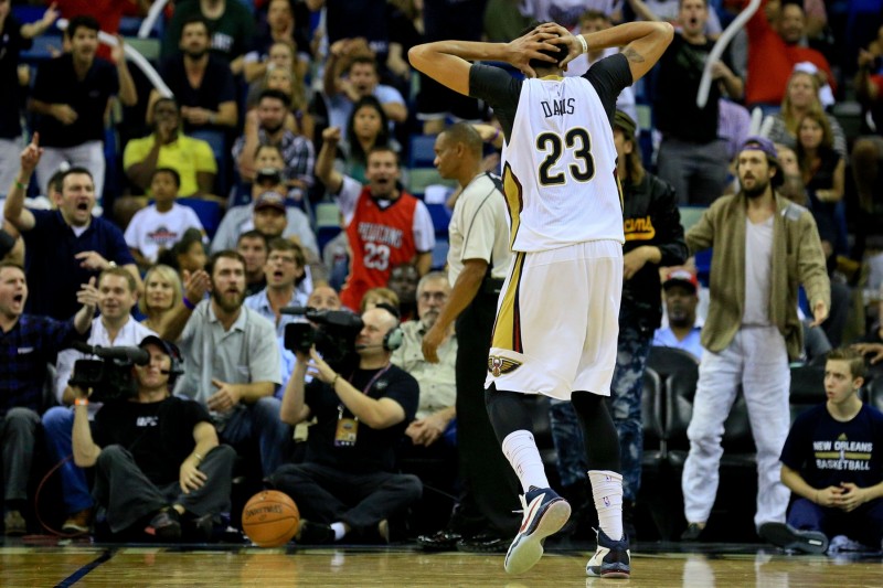 Les Hawks résistent à un énorme Anthony Davis