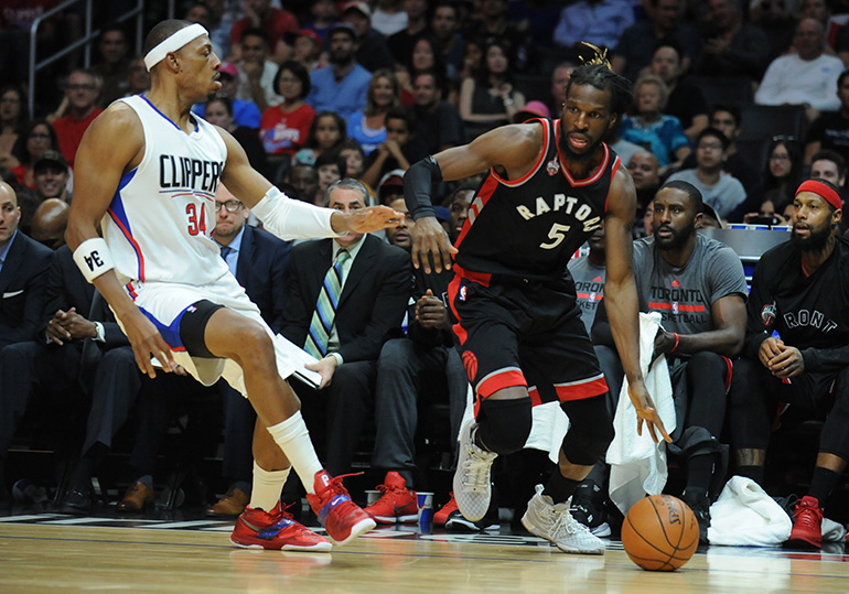 Les Raptors de DeMarre Carroll enfoncent des Clippers