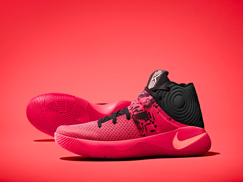15-600_Nike_Kyrie_2_Hero_Alt-01_50936