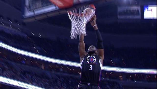Chris Paul enflamme le banc des Clippers avec ses... dunks !