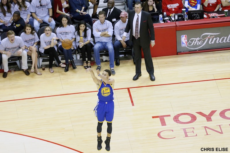 Stephen Curry va-t-il pulvériser le record de 3-points sur une saison ? Le point après 20 matches