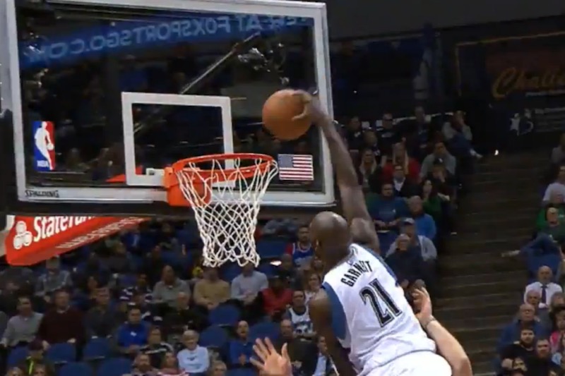 Le Top 10 des dunks de la semaine : Kevin Garnett comme au bon vieux temps