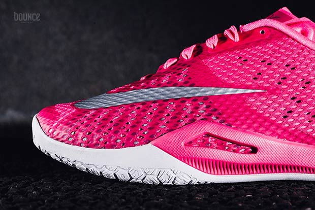 nike-hyperlive-think-pink-edition-08