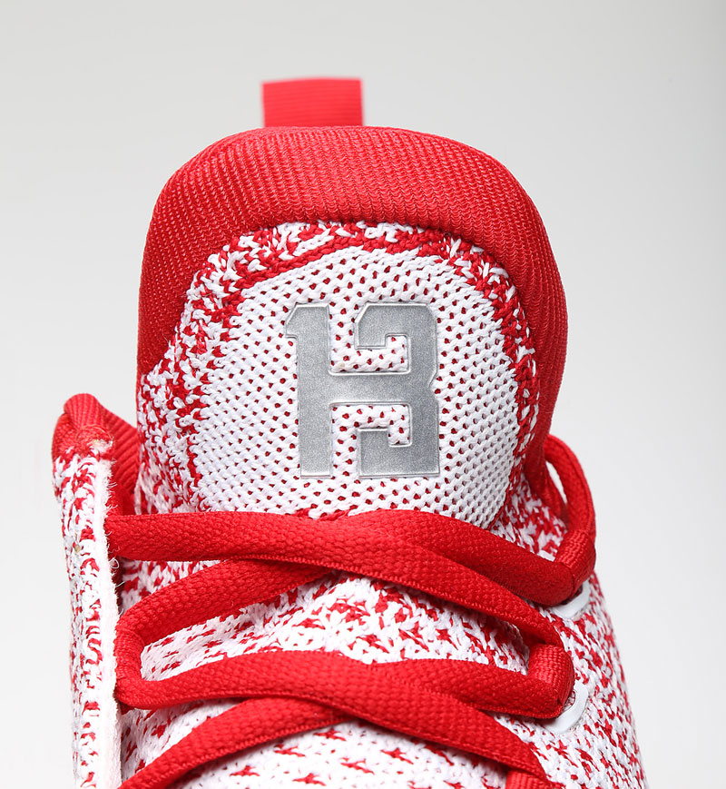 James-Harden-adidas-Crazylilght-Boost-2_5-33