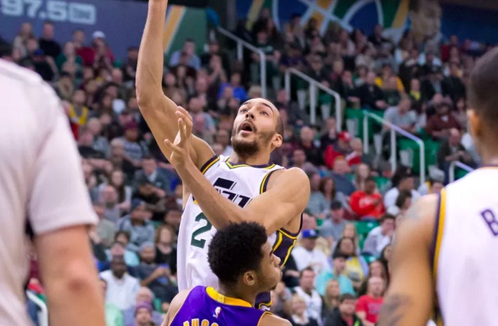 Rudy Gobert (18 points, 18 rebonds, 5 contres) assomme les Lakers