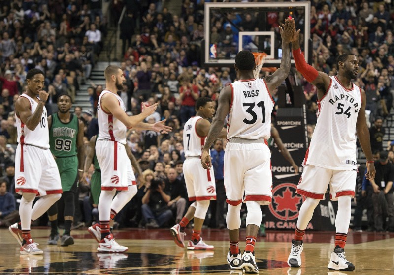 Toronto repousse des Celtics accrocheurs