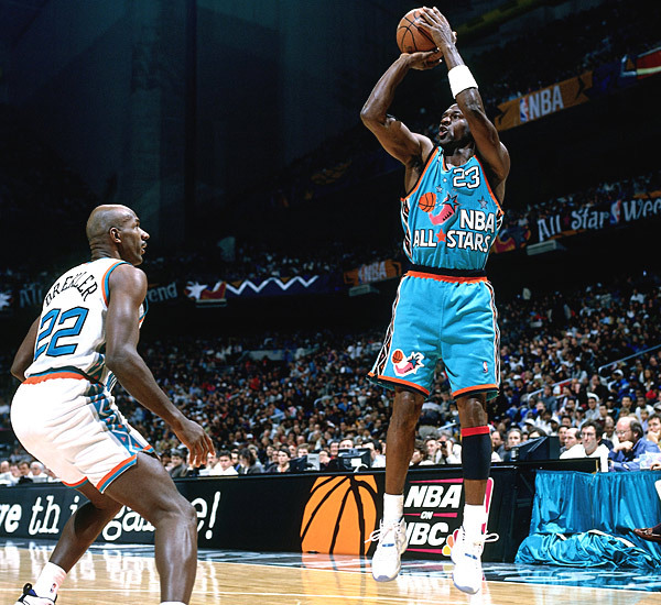 Air-Jordan-11-Columbia-OG-Michael-Jordan-PE-08