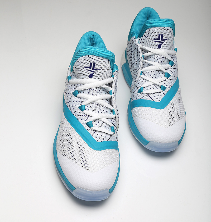 Jeremy-Lin-adidas-Crazylight-Boost_2-5-3