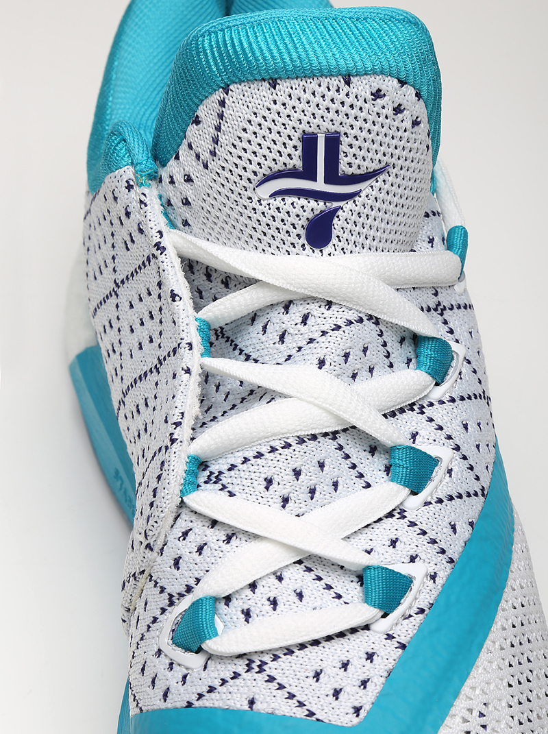 Jeremy-Lin-adidas-Crazylight-Boost_2-5-6
