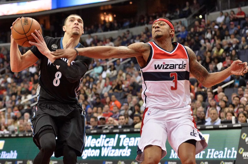 Les jeunes Wolves éloignent les Wizards des playoffs...