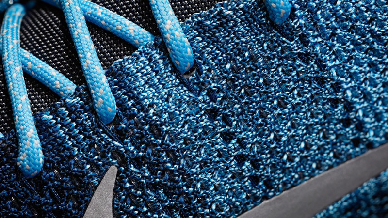 16-130_Nike_Kobe_822675-404_Detail_C-01_55562