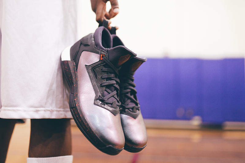 D Lillard 2 Uprising Edition 5_o5ofkg