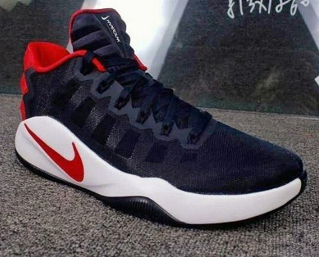 Nike-Hyperdunk-Low-2016-1