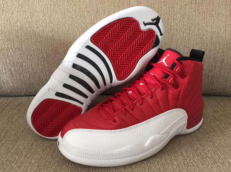 air-jordan-12-rouge-3