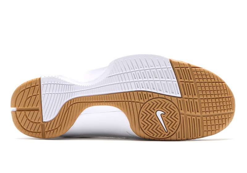 Nike-Hyperdunk-Lux-15
