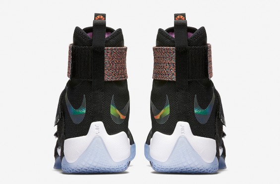 Nike-LeBron-Zoom-Soldier-10-34-565x372