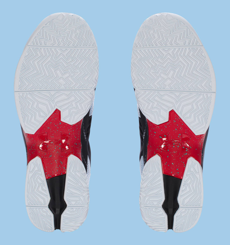 Under-Armour-Curry-2.5-Sky-Hound-5