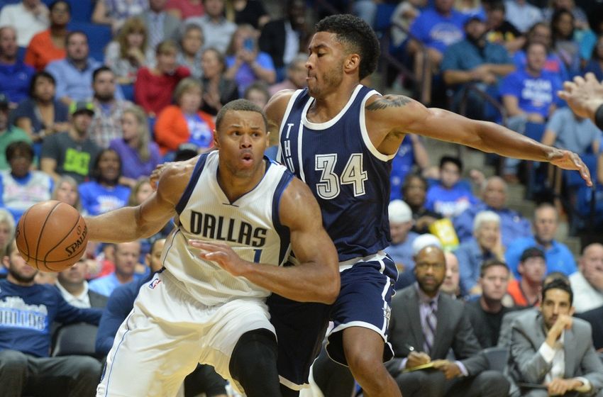 NBA: Preseason-Dallas Mavericks at Oklahoma City Thunder