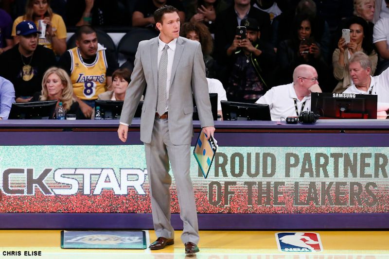 161106_lakers_v_suns_033