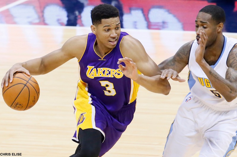 Drafté au second tour en 2015 par les Lakers, Anthony Brown avait disputé 29 matches la saison passée pour 4 pts et 2.4 rbds de moyenne en 21 minutes de temps de jeu.