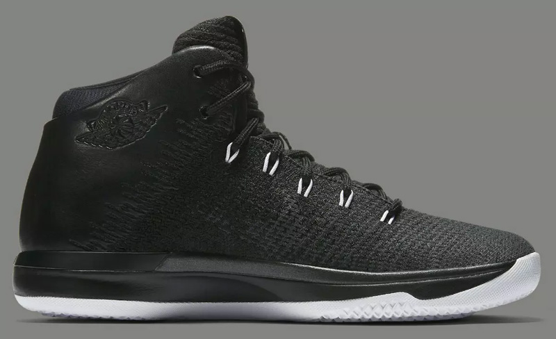 air-jordan-2-black-cat-3