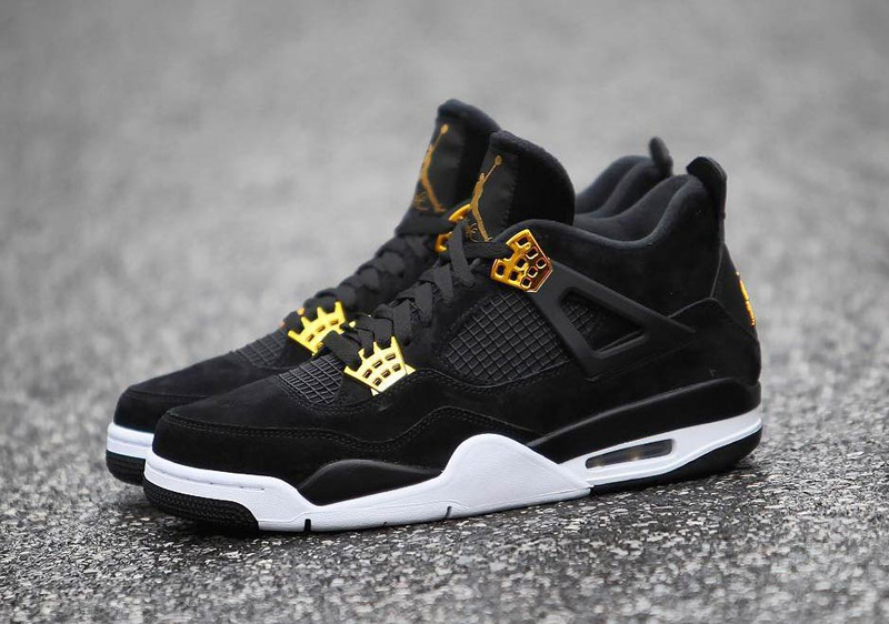 jordan-4-royalty-black-gold-7