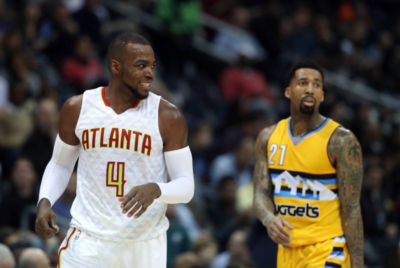 Denver incapable d'arrêter la puissance de feu des Hawks