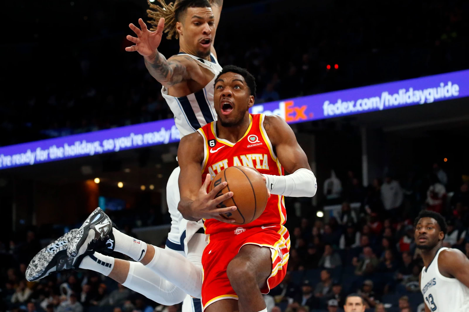 Forrest reste aux Hawks