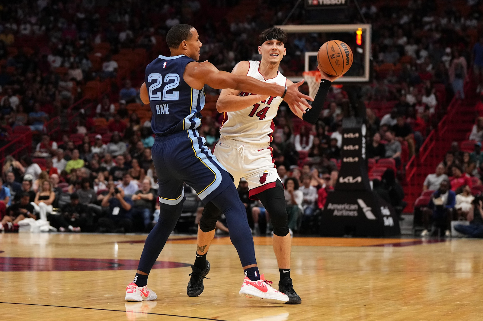 NBA - Revanchard cette saison, Tyler Herro cumule 30 points et 6 passes dans la victoire du Heat face aux Grizzlies.