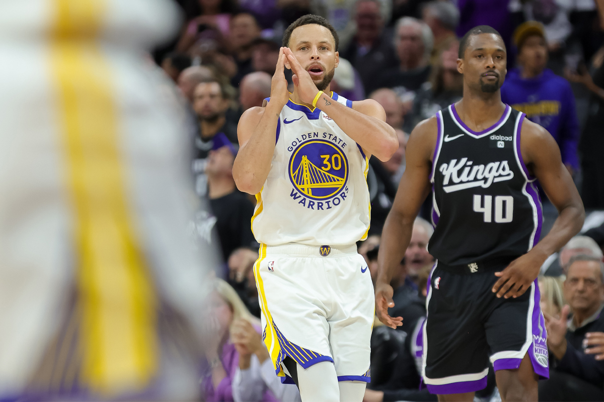 Stephen Curry punit encore les Kings