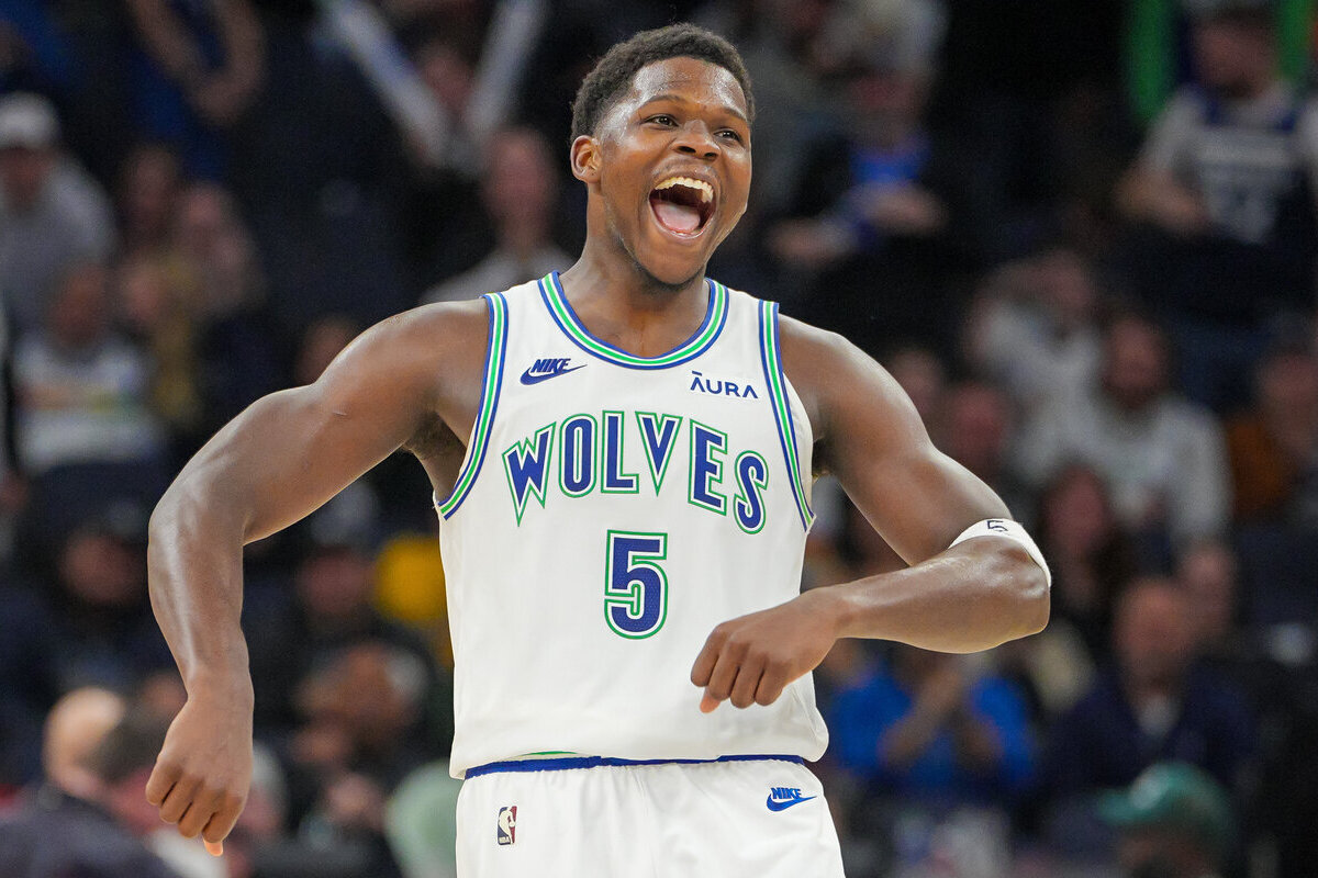 Anthony Edwards et les Wolves