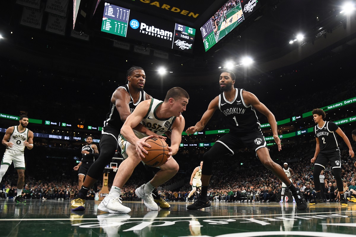 Nets rebonds offensifs