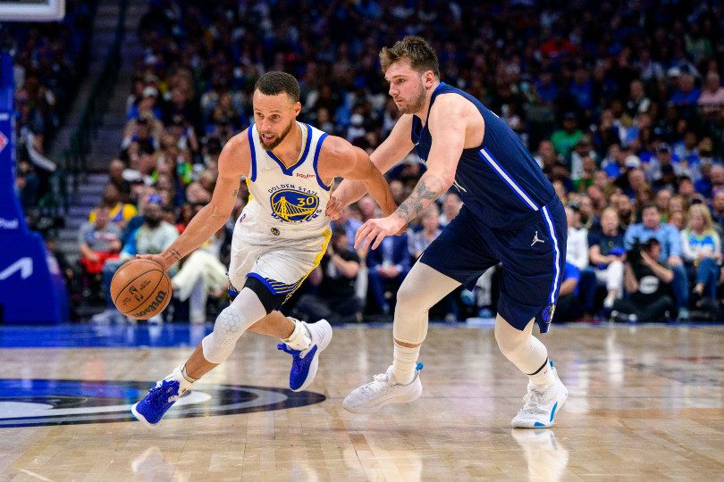 Stephen Curry et Luka Doncic