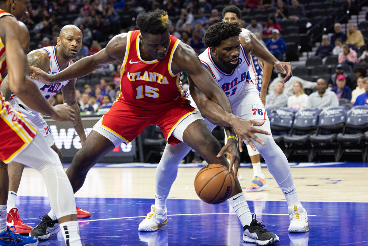 Clint Capela et Joel Embiid