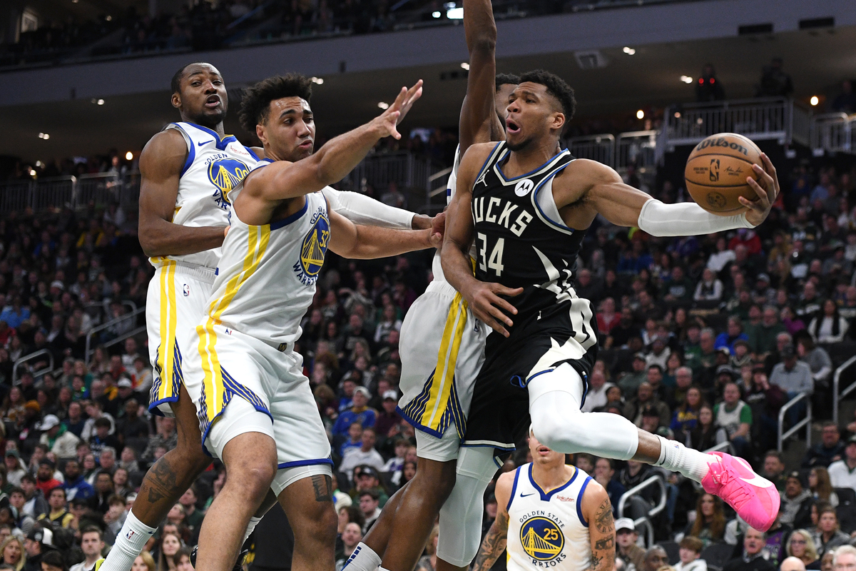 Giannis Antetokounmpo et les Bucks