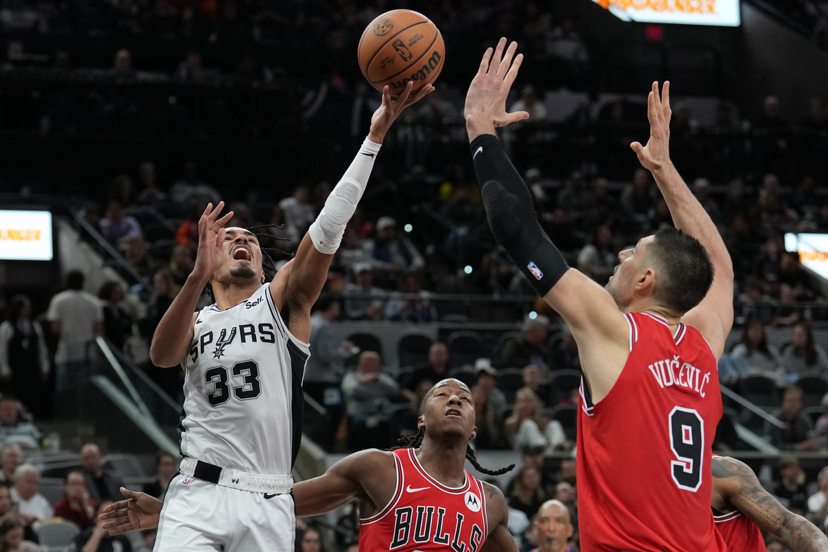 Tre Jones et les Spurs ont donné des frayeurs aux Bulls