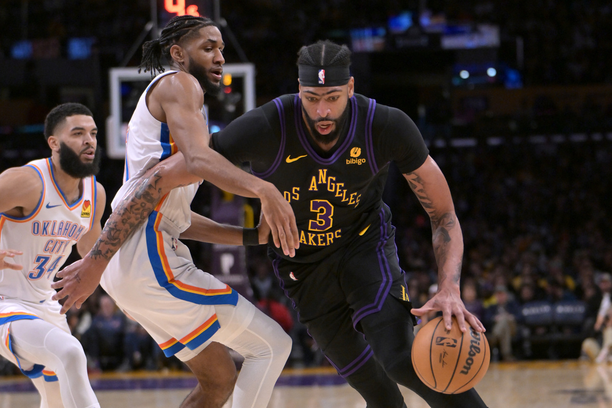 Anthony Davis et les Lakers face au Thunder