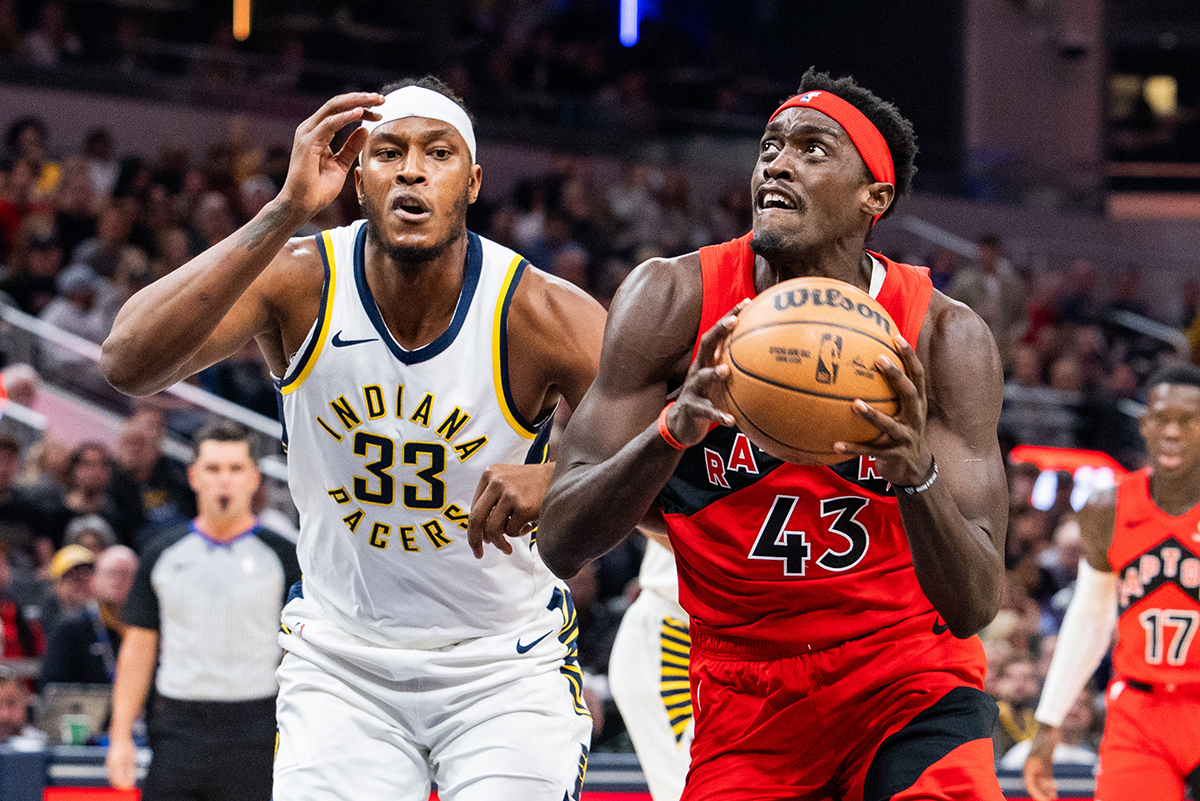 Myles Turner et Pascal Siakam