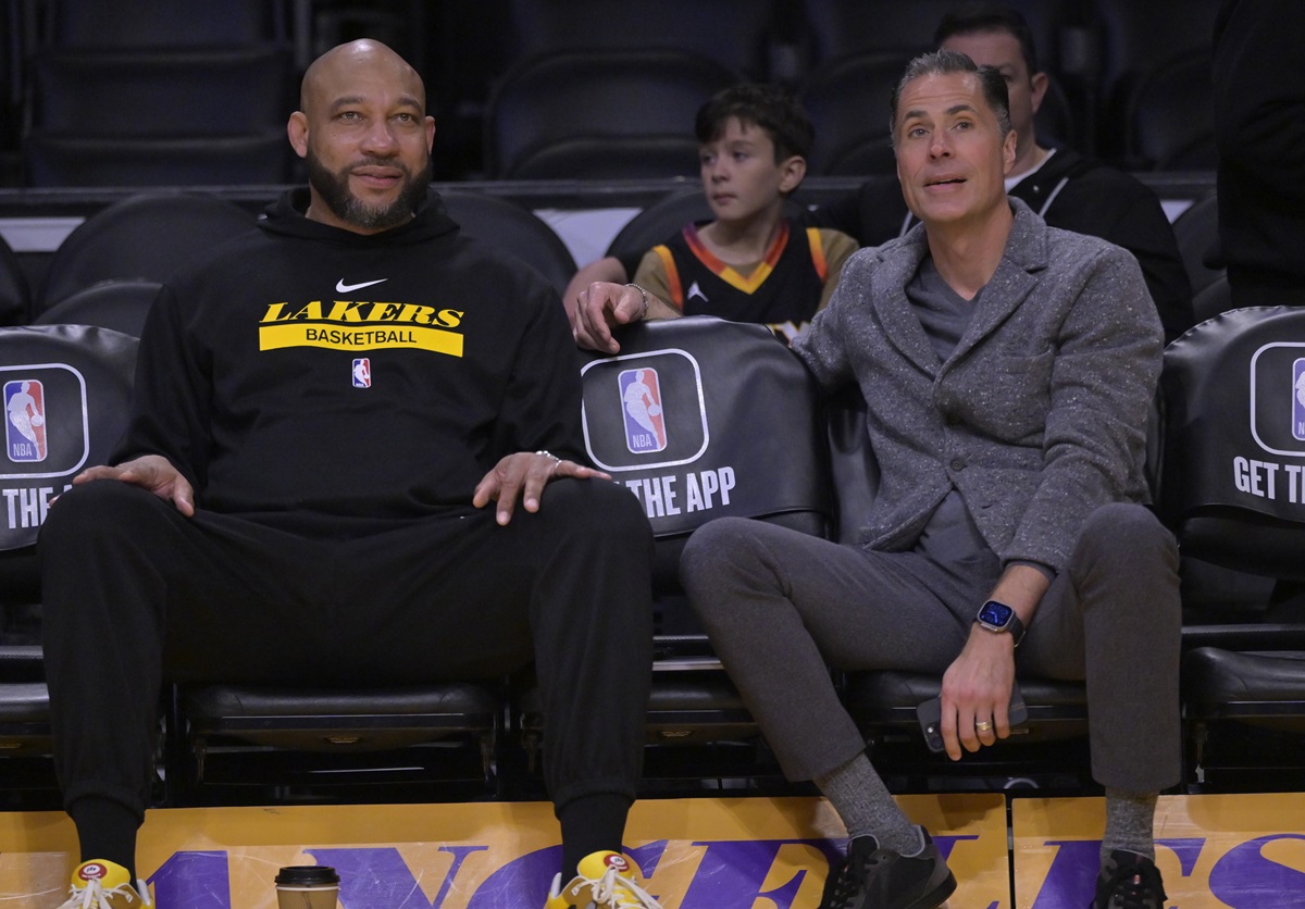Darvin Ham et Rob Pelinka Lakers