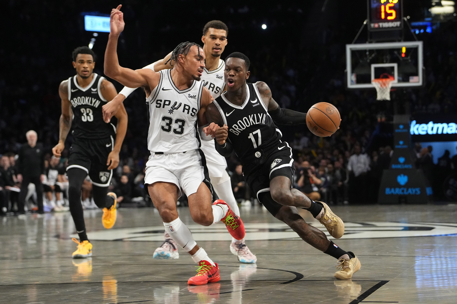 Dennis Schroder Victor Wembanyama