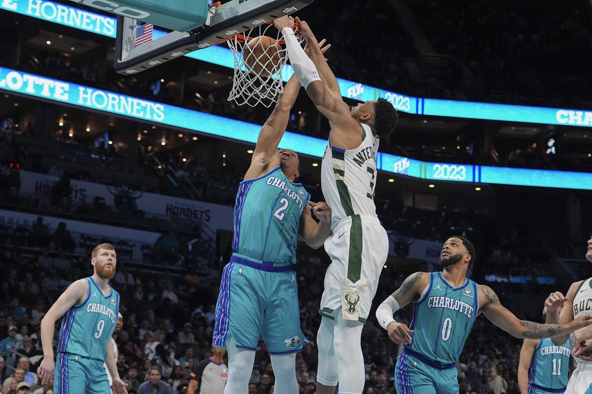 Giannis Antetokounmpo Bucks