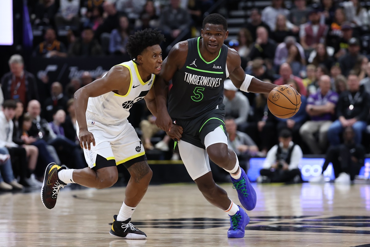 Anthony Edwards Wolves