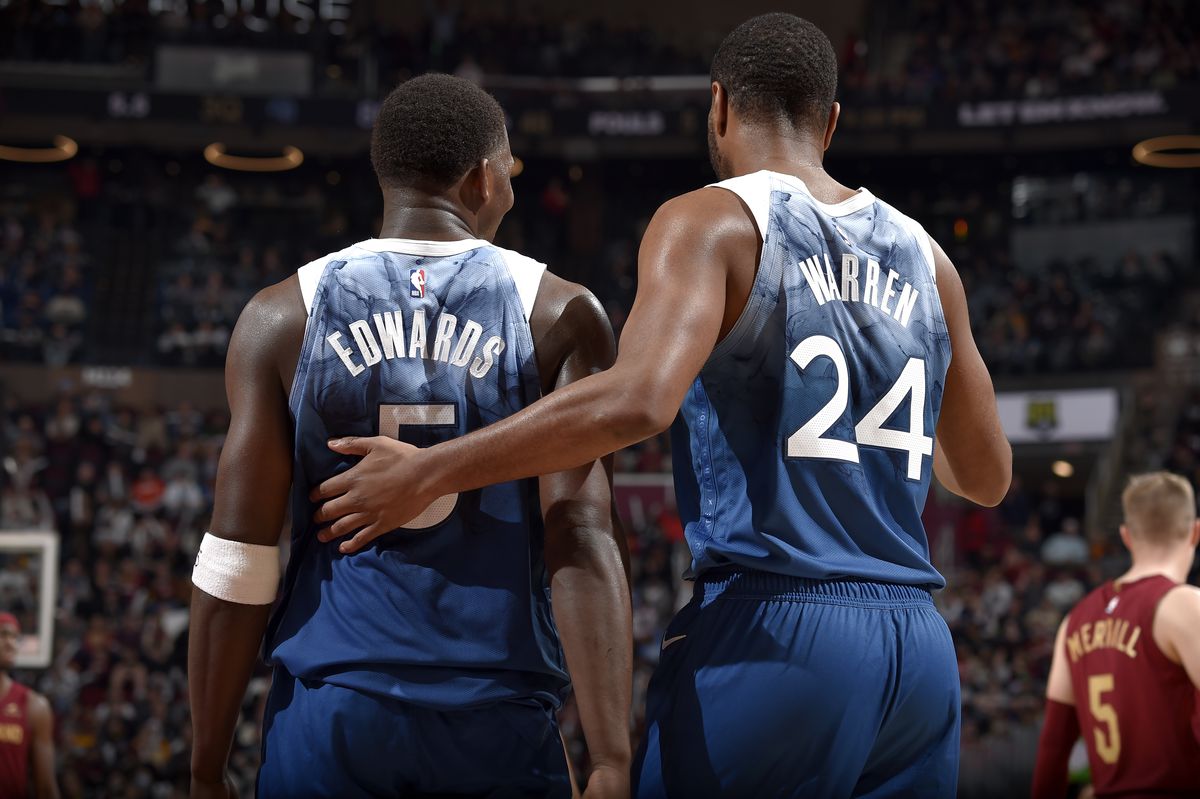 TJ Warren aux Wolves