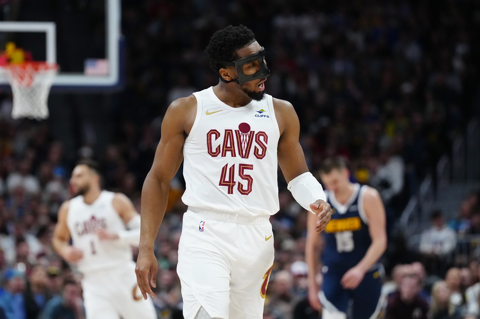 Donovan Mitchell (Cavaliers) contre les Nuggets