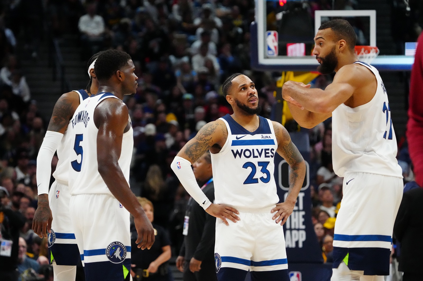 Les Wolves lors de leur défaite chez les Denver Nuggets