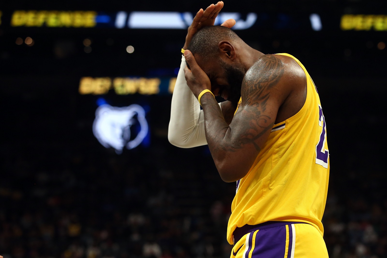 LeBron James (Lakers) contre les Grizzlies
