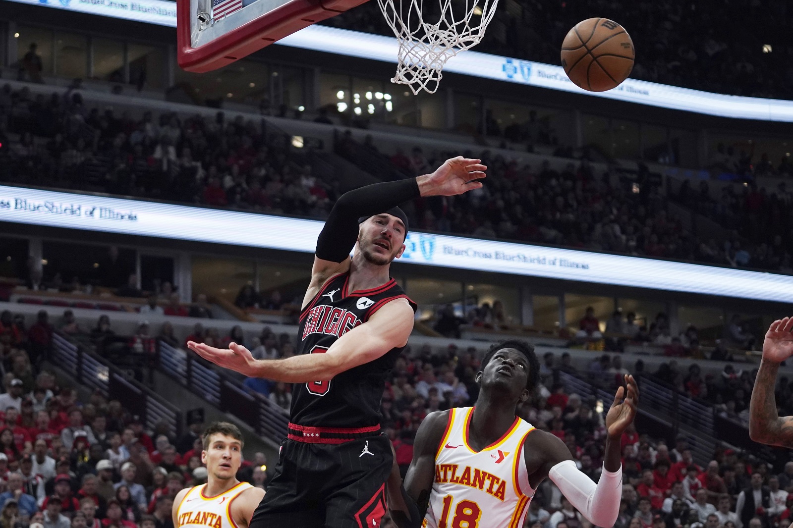 Alex Caruso (Bulls) contre les Hawks