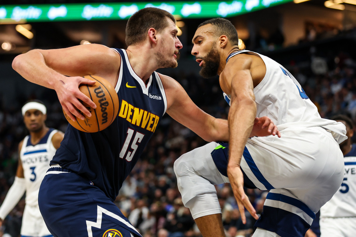 Nikola Jokic face à Rudy Gobert
