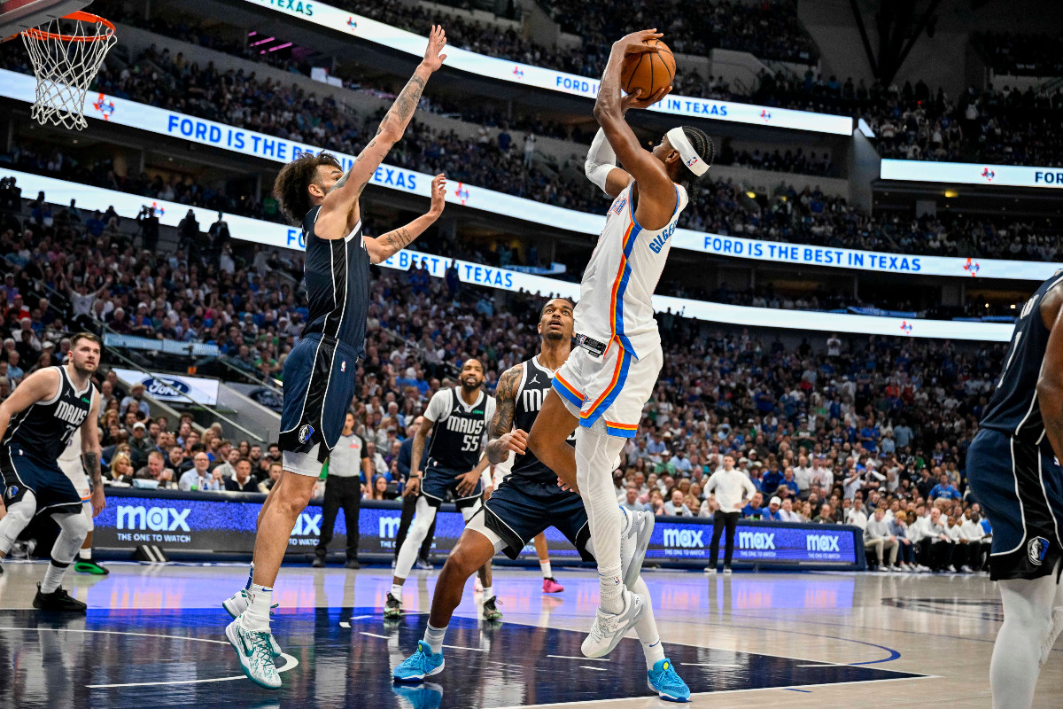 Shai Gilgeous-Alexander face aux Mavericks